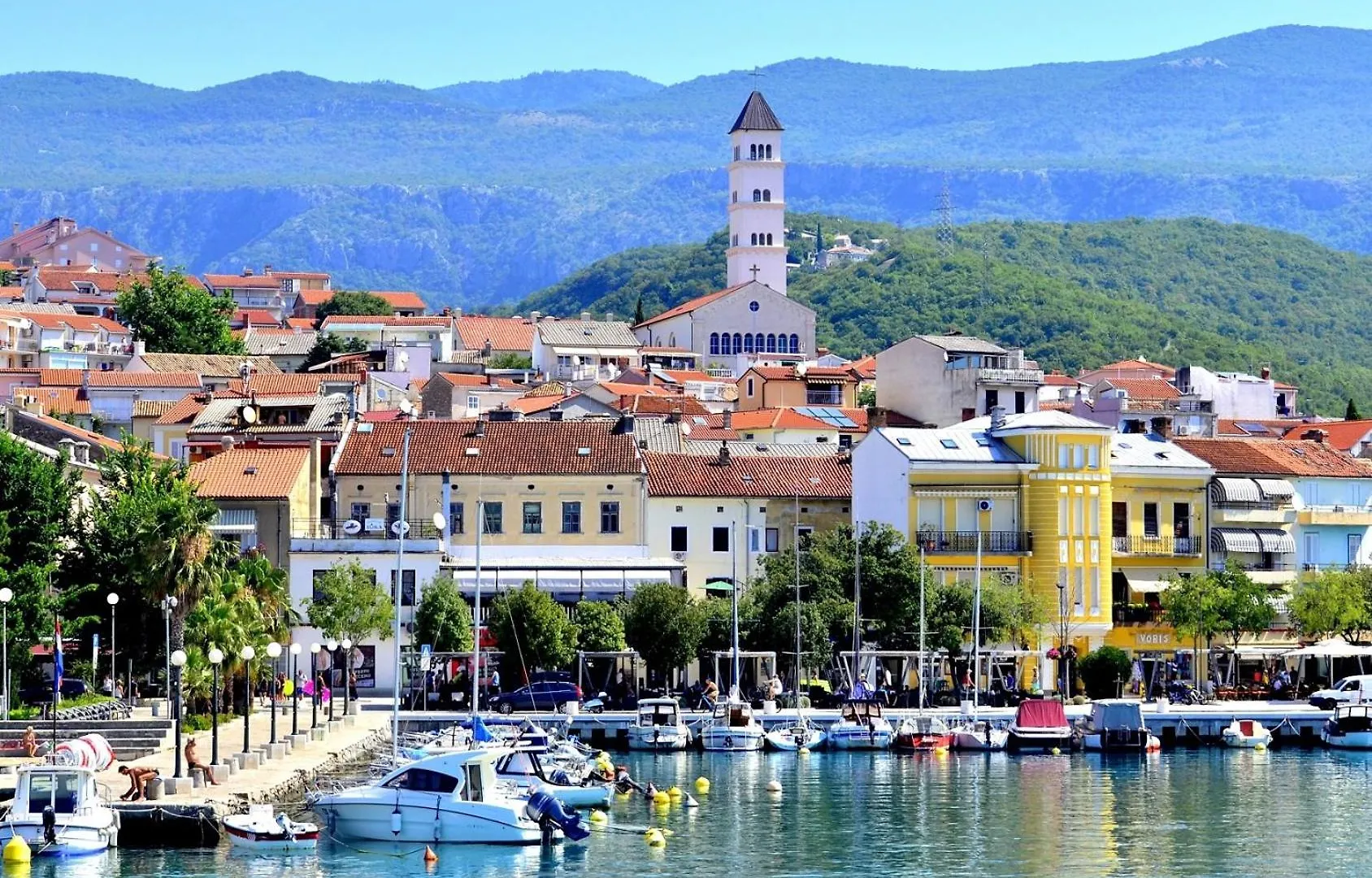 Apartments With A Parking Space Crikvenica - 23289