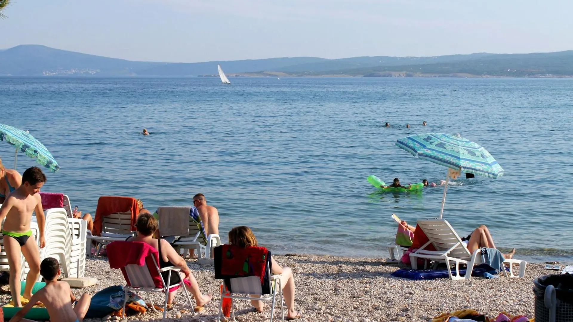 Apartments With A Parking Space Crikvenica - 23289