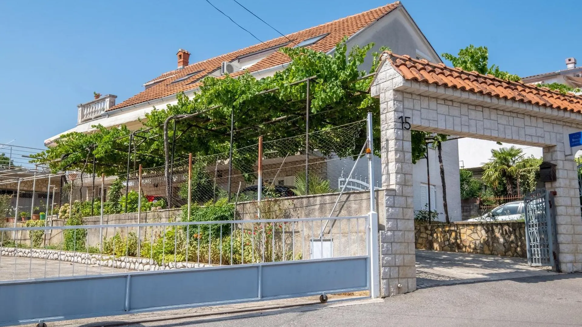 Apartments With A Parking Space Crikvenica - 23289 0*,  Croatia